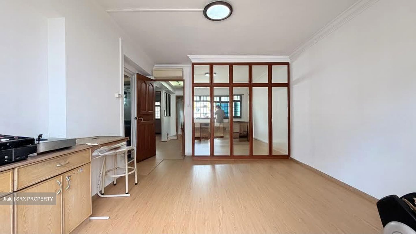 Blk 285C Toh Guan Road (Jurong East), HDB Executive #606683761
